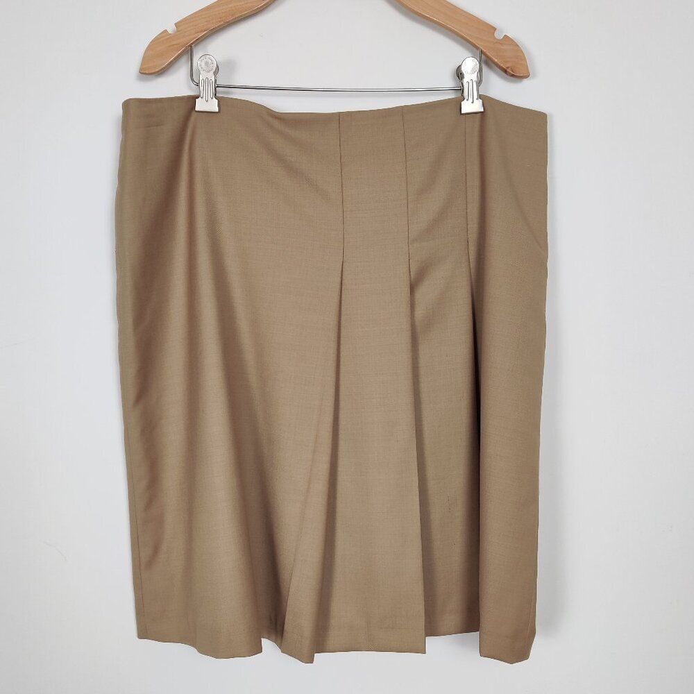 U.S. Polo Assn. Women's Mini Skirt Size 44 Halle Style Beige Wool Lined Pleats